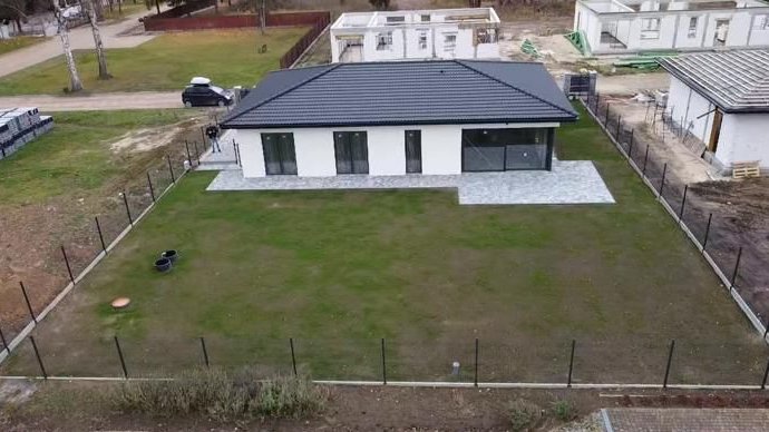 CZAPLINEK PARK dom parterowy 126m2 dom nr 9