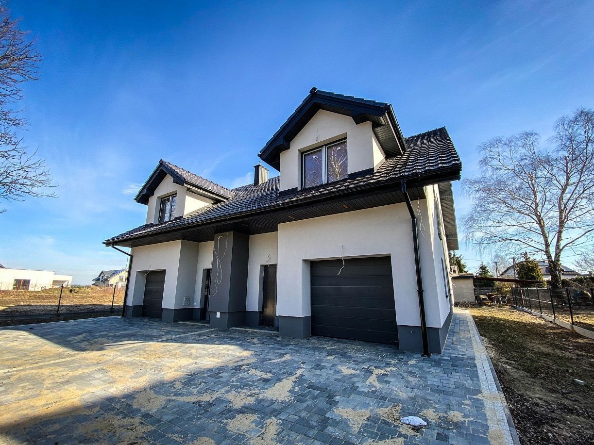 Nowoczesny dom z działką w zabudowie bliźniaczej