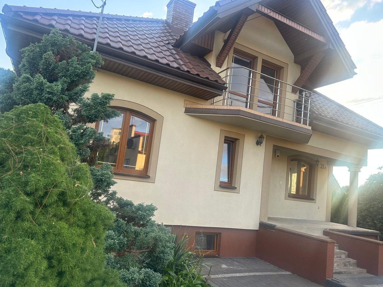 2 domy na 16 arowej dzialce w Piatnicy Poduchownej