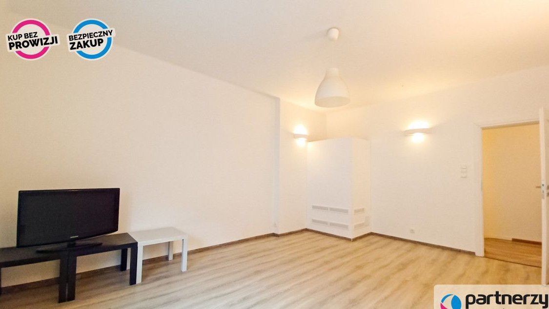 przestronna kamienica z dużą piwnicą spiżarnią