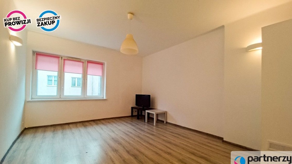 przestronna kamienica z dużą piwnicą spiżarnią