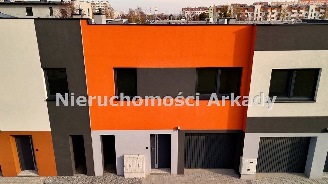 Domy szeregowe blisko centrum