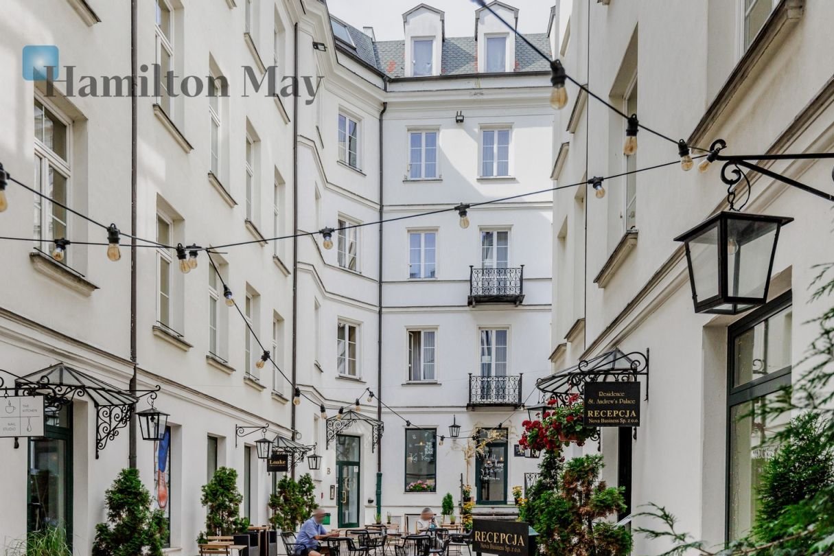 Przepiękna kamienica na sprzedaż