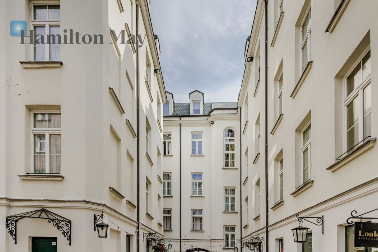 Przepiękna kamienica na sprzedaż