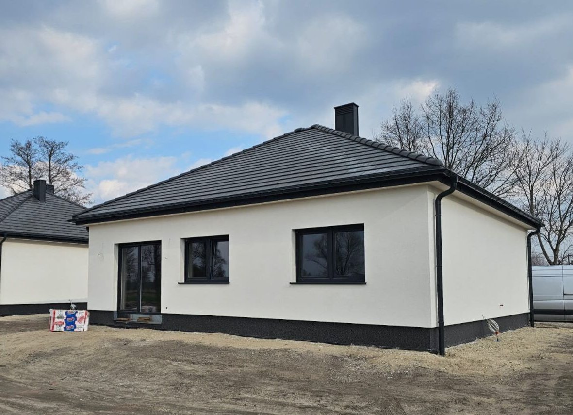 Nowoczesny Dom jednorodzinny 83 m2 + 15m2 strychu, z ogrodem 660m