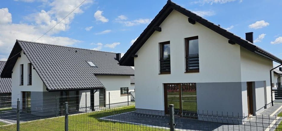 Działka z domem w Goszycach