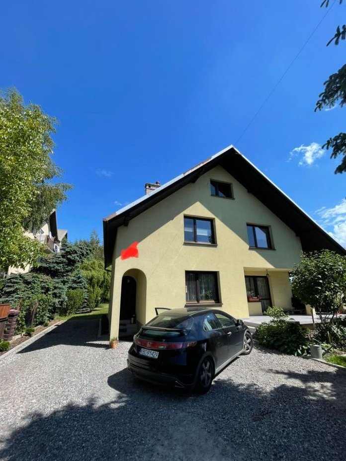 Dom blisko centrum Bochni, na działce 12 ar.