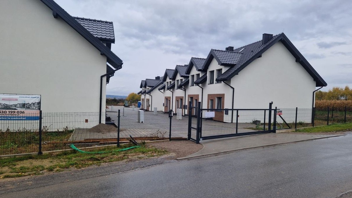 Cena do negocjacji!!, Idealny dla rodzin,6 pokoi- 95,65m2, ogród 318m2