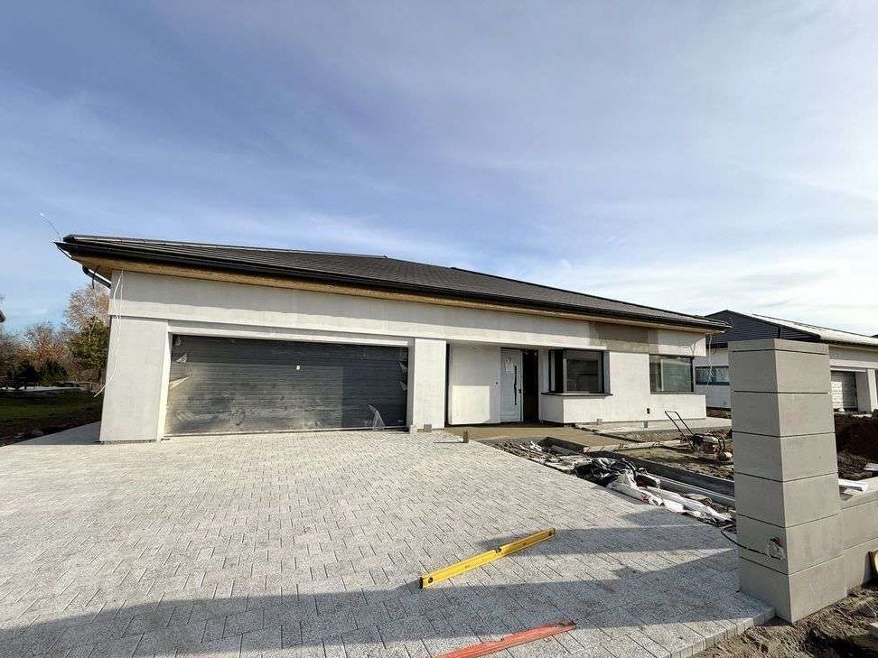 Dom parterowy z szybkim dojazdem do Warszawy