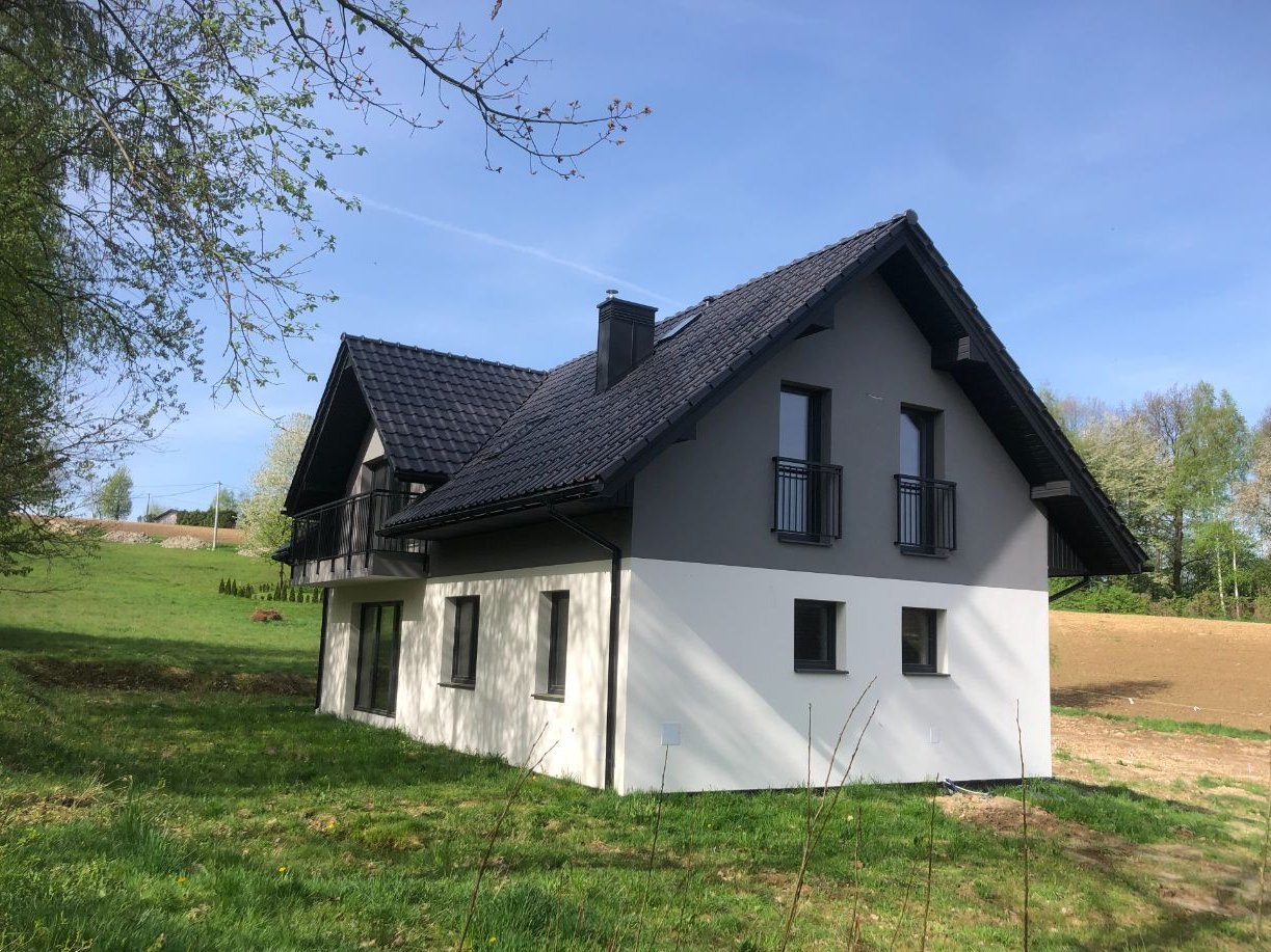 Domy do sprzedania w pięknej okolicy w Bilczycach