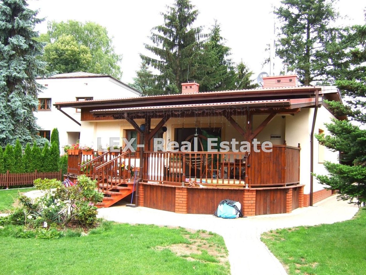 Komorów/Granica - dom 155 m2 w spokojnej okolicy.