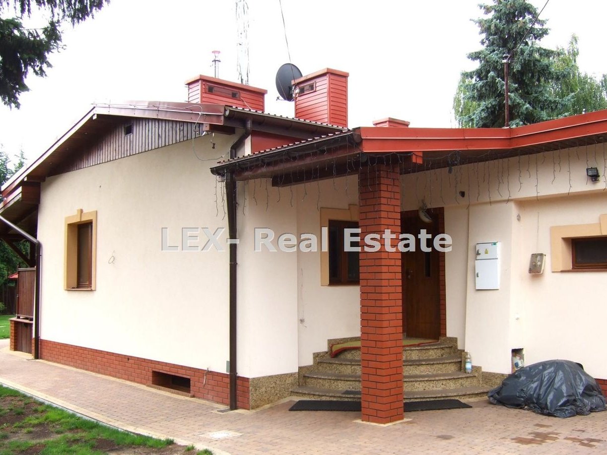 Komorów/Granica - dom 155 m2 w spokojnej okolicy.