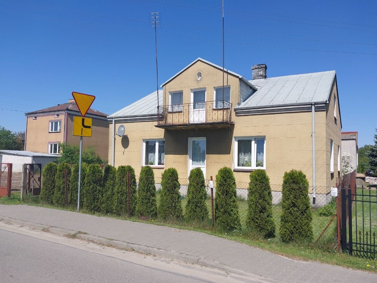 Dom jednorodzinny100m2,działka 700m2,garaż.450tyś.