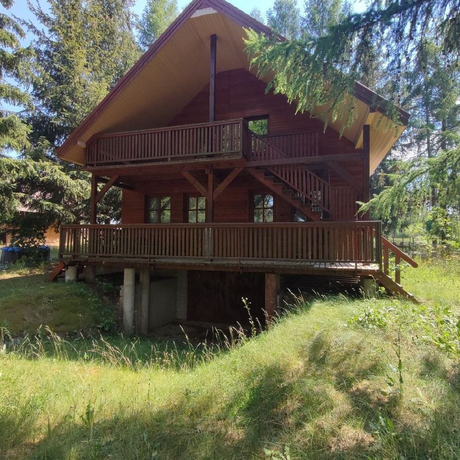 Dom letniskowy w Nartach gm. Jedwabno