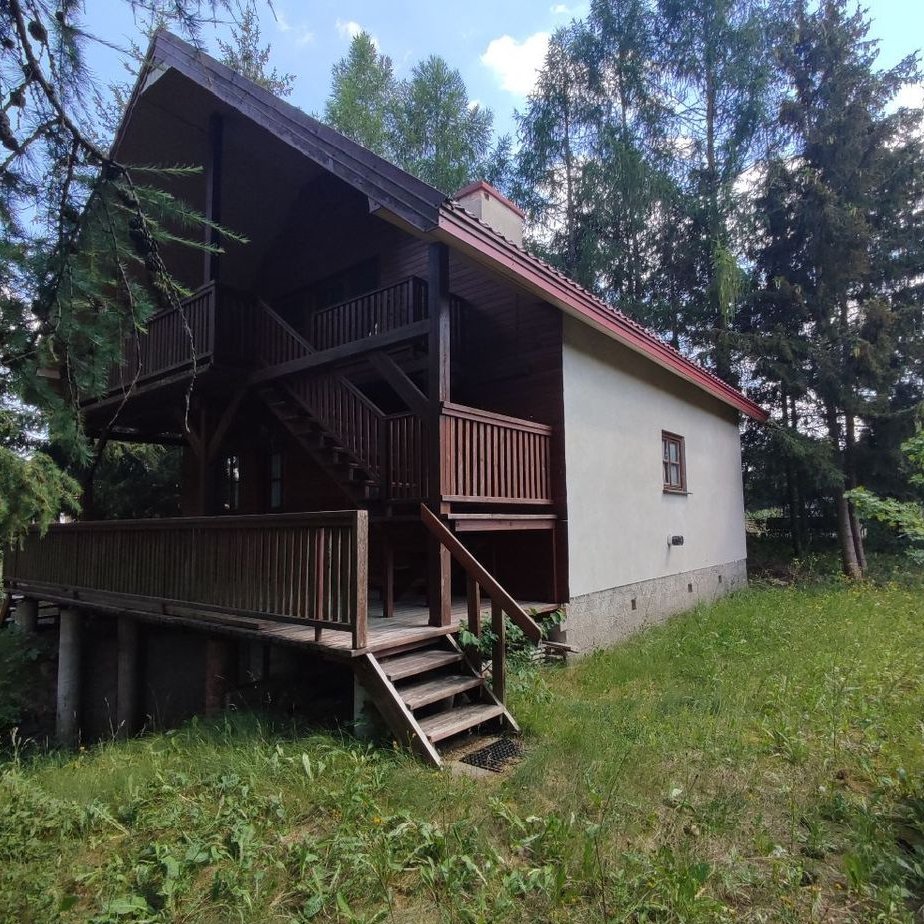 Dom letniskowy w Nartach gm. Jedwabno