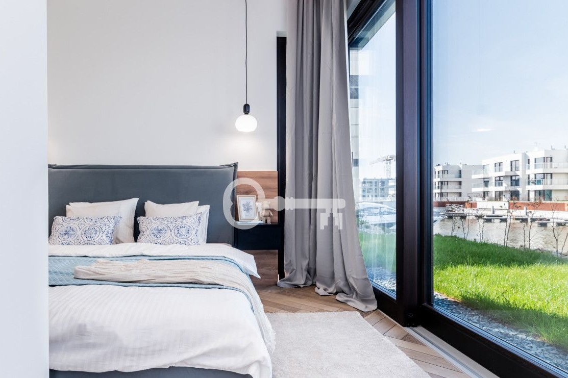 Mieszkanie z tarasem i widokiem na port