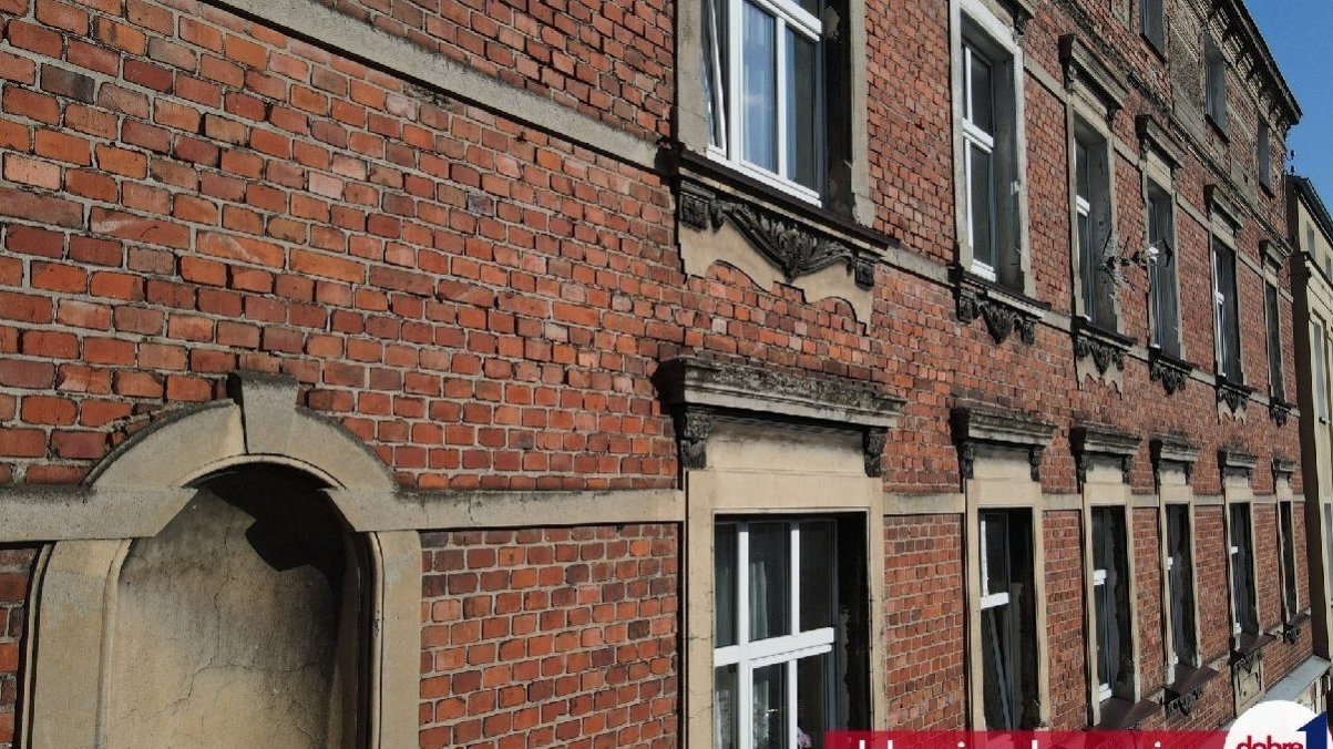 Dochodowa kamienica | 8 mieszkań | 2 lokale uslug.