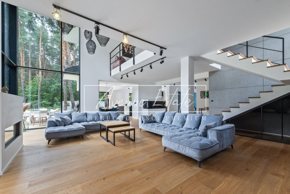 Unikatowa rezydencja/ działka 2150m2/basen