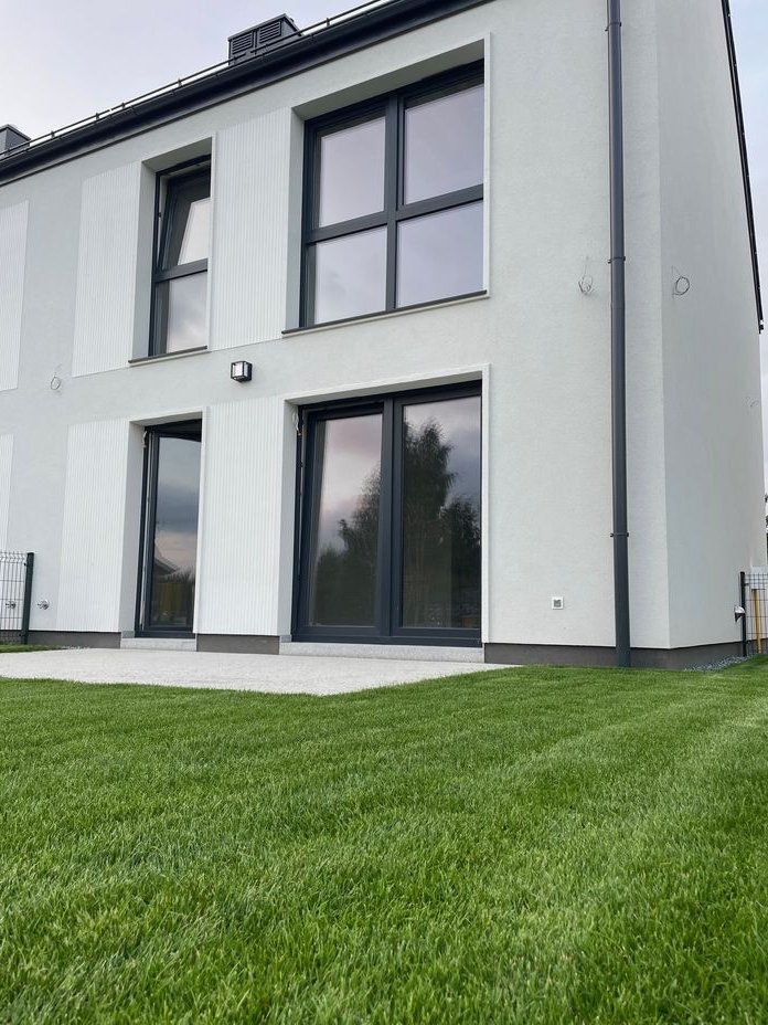 GOTOWE DOMY W BRZOZACH – WPROWADŹ SIĘ JUŻ TERAZ!