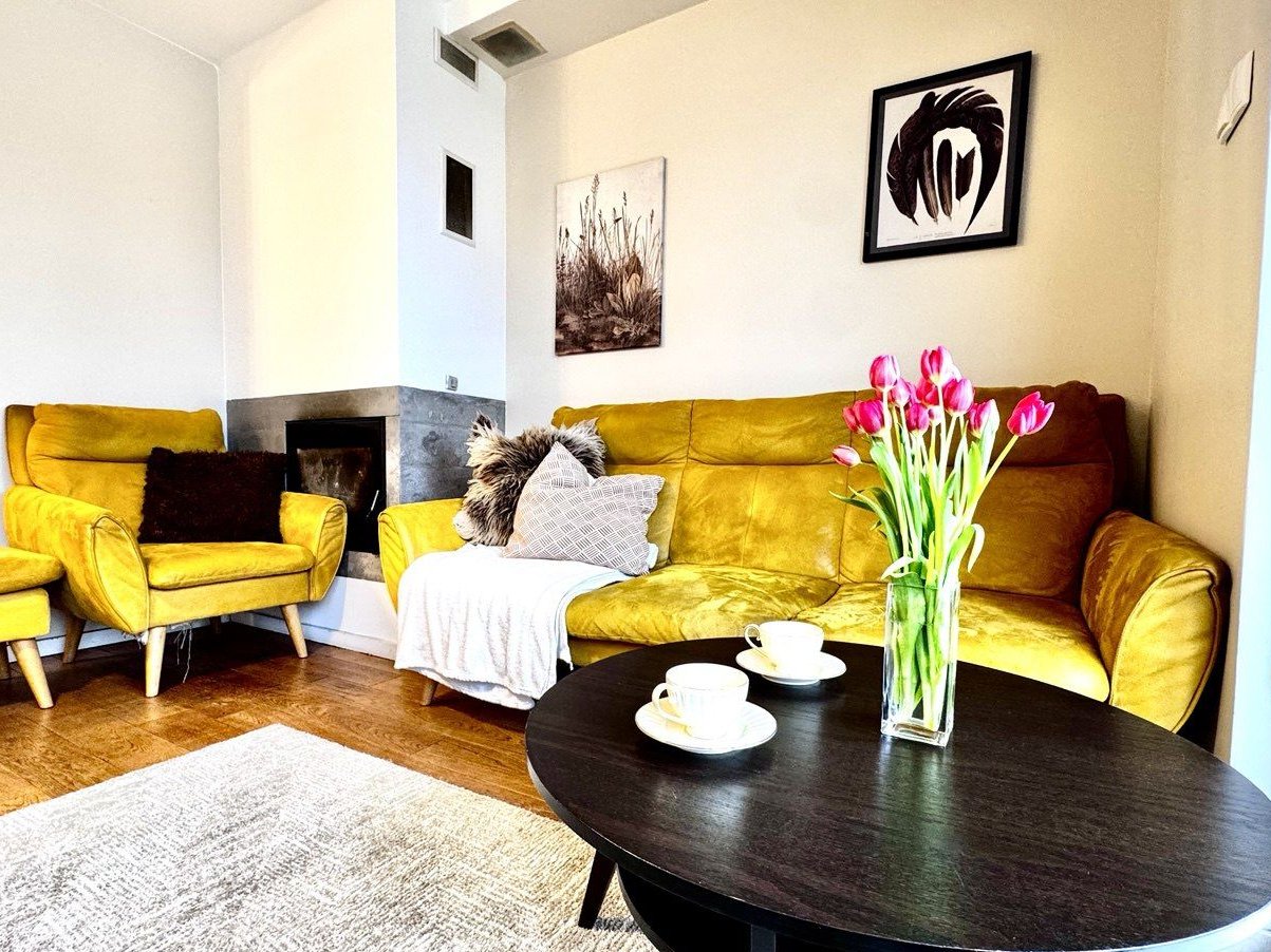 Dom na sprzedaż – 104 m², skrajny segment, granica Krakowa i Zielonek