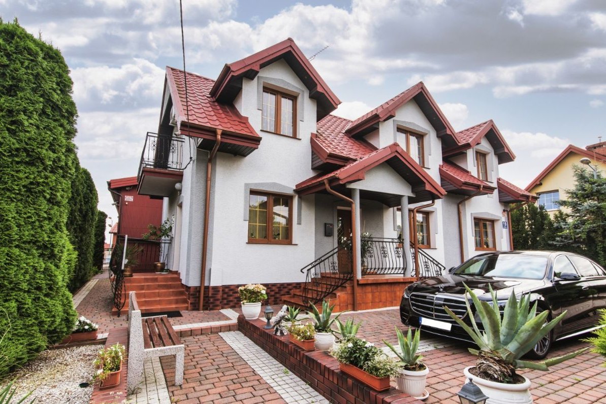 Dom z dużą dzialką - bezpośrednio