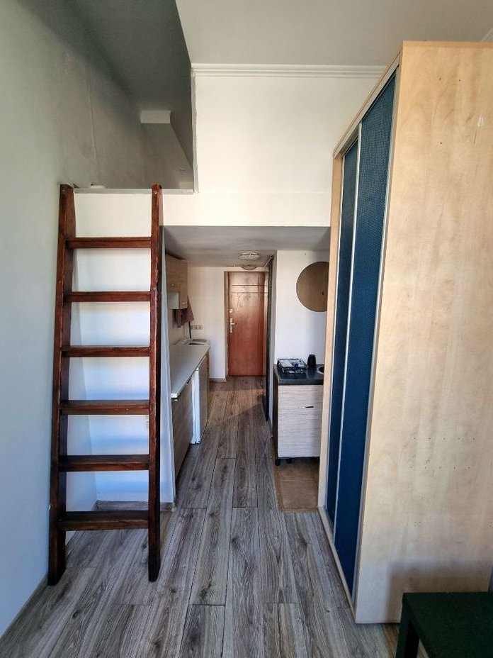 Kawalerka z antresolą w centrum Łodzi na sprzedaż