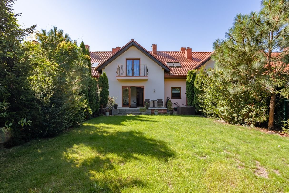 Sprzedam luksusowy szereg w Karwianach 180 mkw