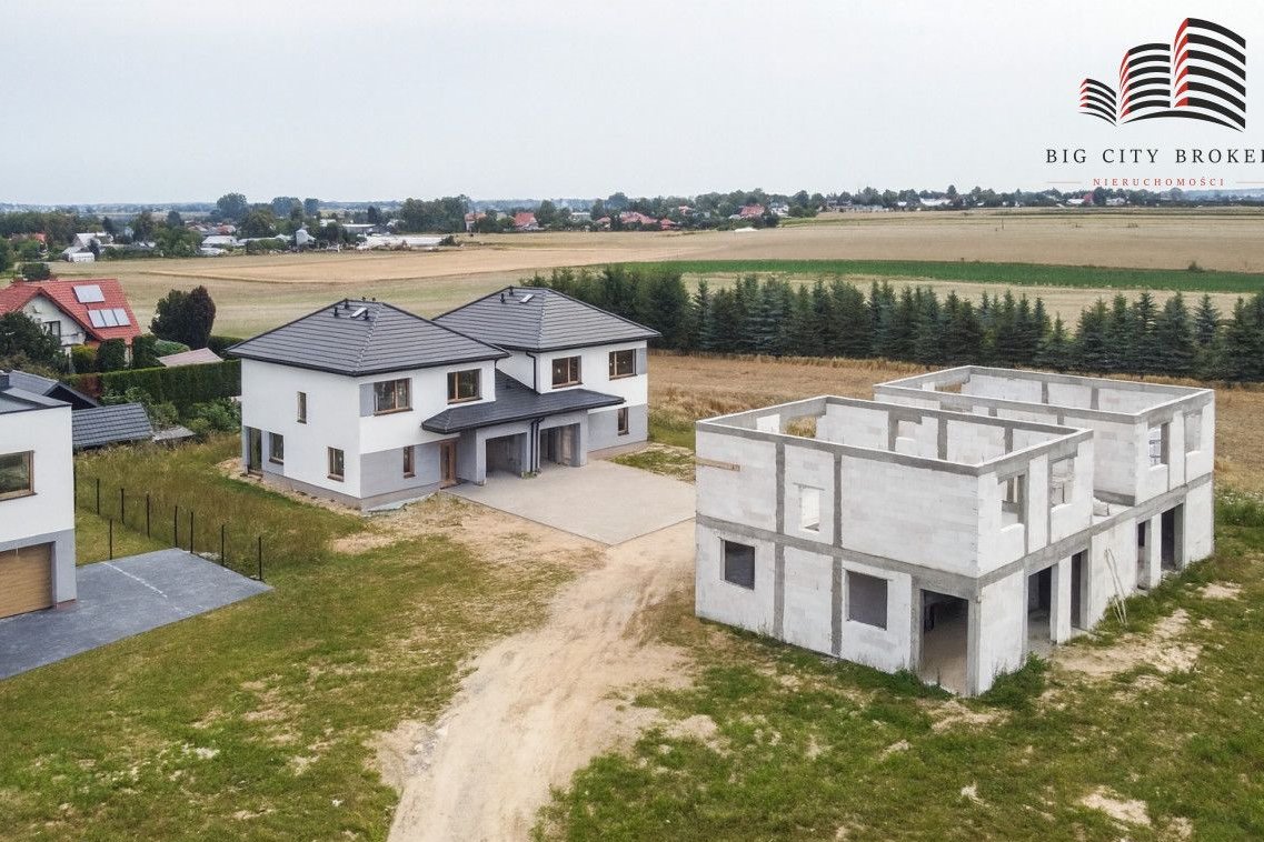 Nowoczesny dom w doskonałej lokalizacji