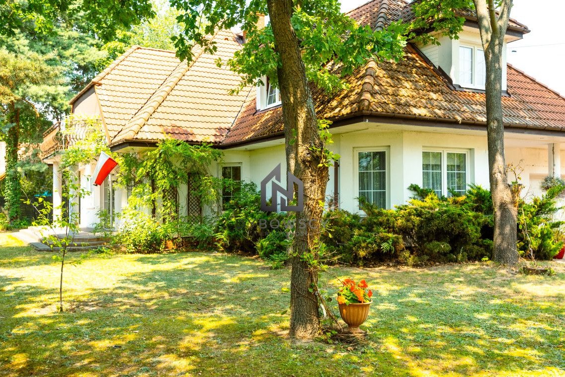 Dom w centrum Józefowa przy lesie* blisko Pkp