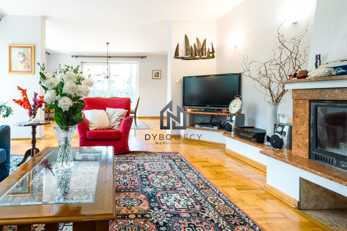 Dom w centrum Józefowa przy lesie* blisko Pkp