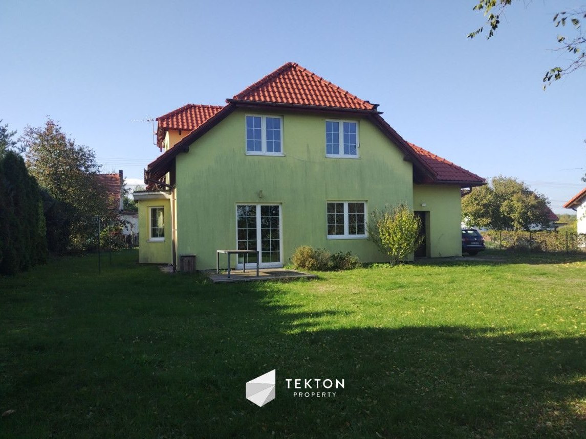 Dom z ogrodem w cichej okolicy, Ochodze