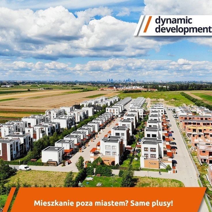 Dom pod Warszawą z sąsiedztwem jeziorka