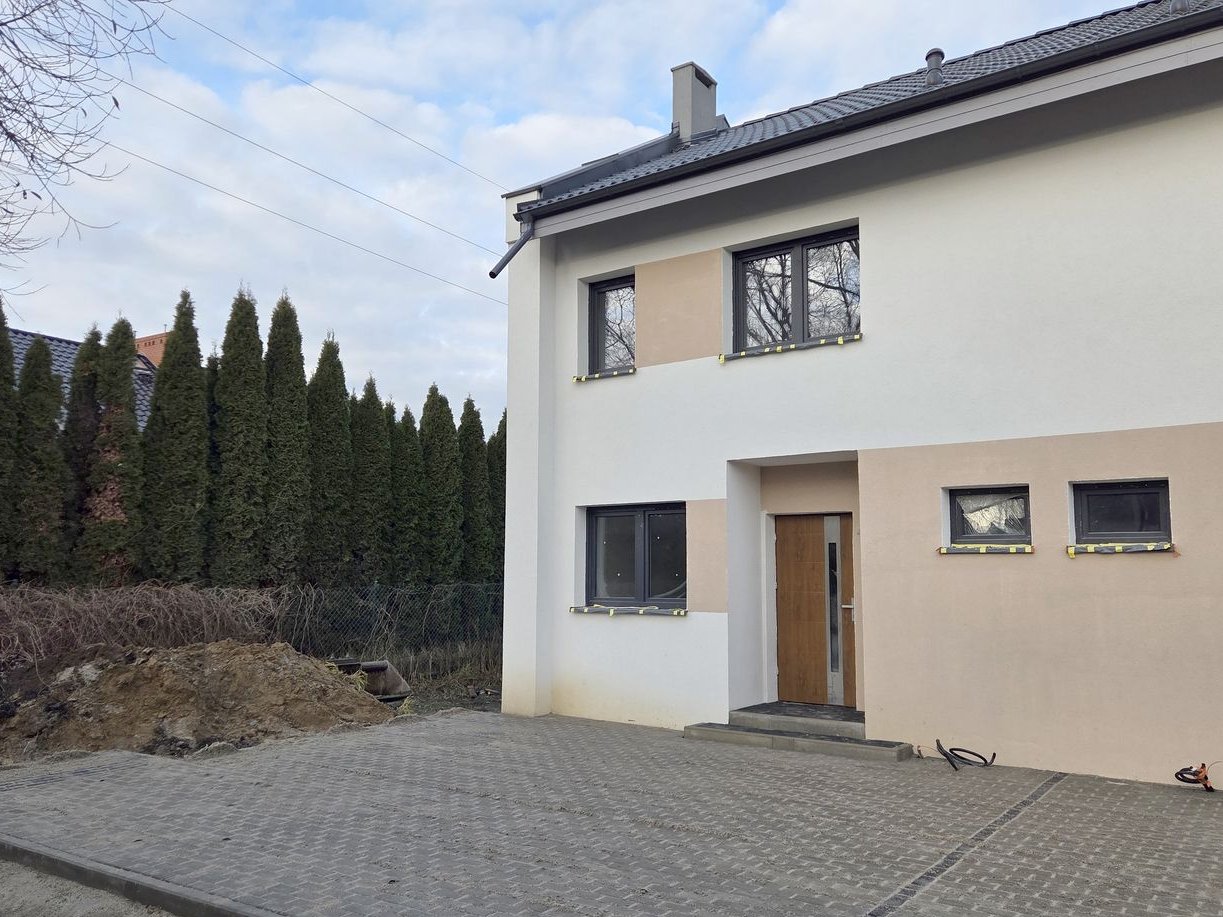 4 pokojowy dom w zabudowie bliźniaczej - Kamionki