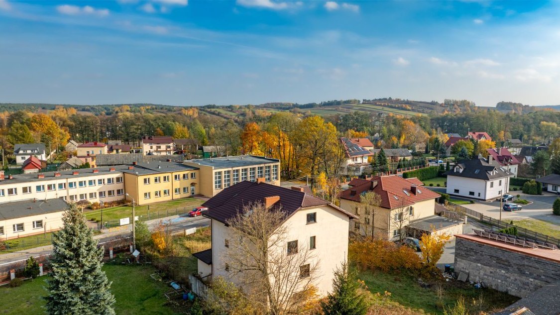 Okazja!Duży dom wolnostojący 580 m² Jura.