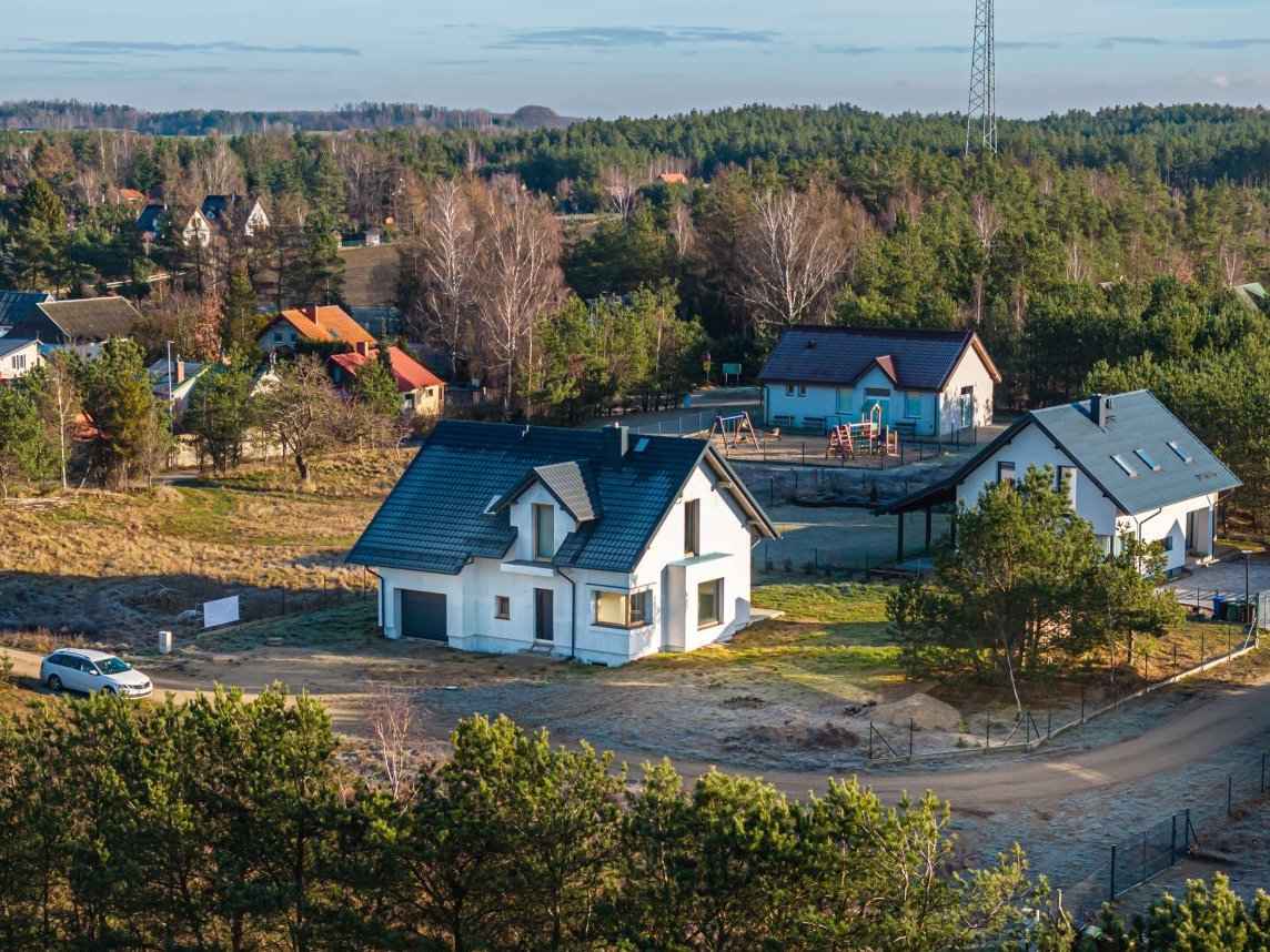 Dom na Kaszubach, 197m2, koło Stężycy, piwnica