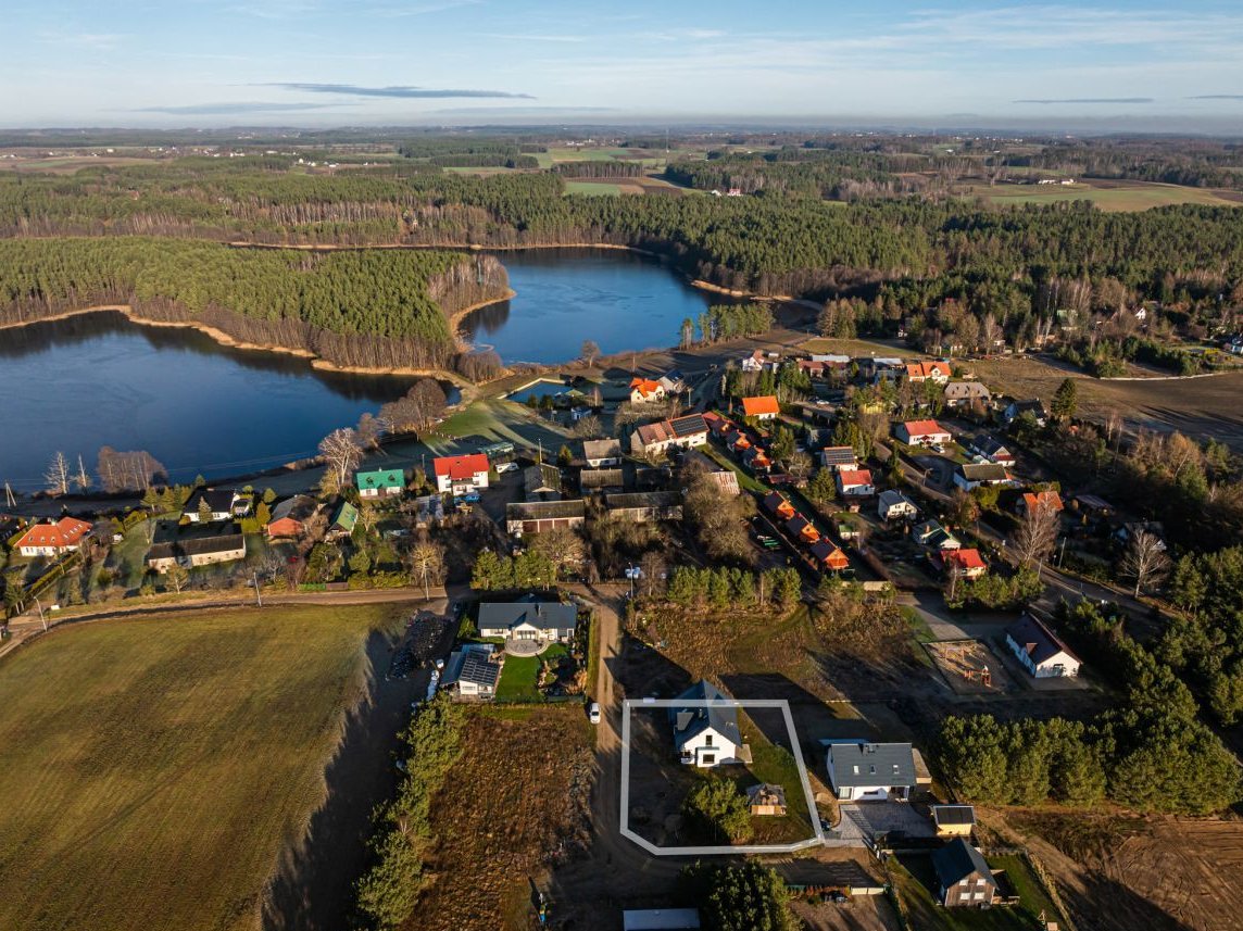 Dom na Kaszubach, 197m2, koło Stężycy, piwnica