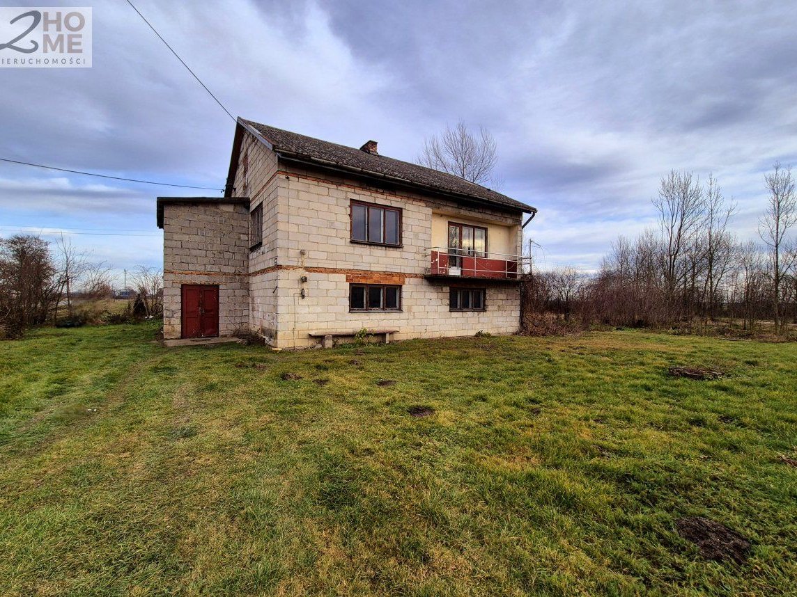 Dom do remontu w Siedliszowicach z dużą działką