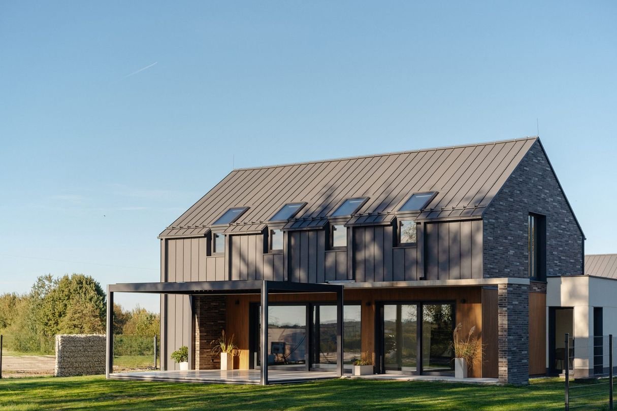 6-pokojowy dom 221m2 + ogródek Bez Prowizji