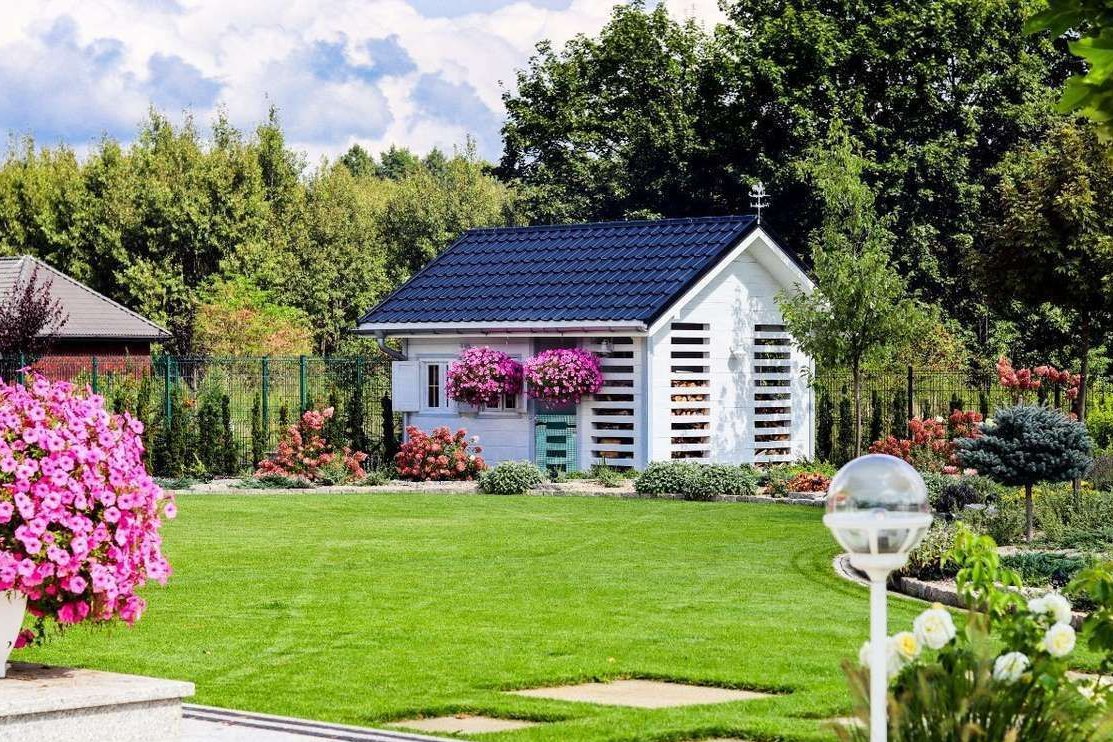 Nowoczesny dom z ogrodem w spokojnej lokalizacji