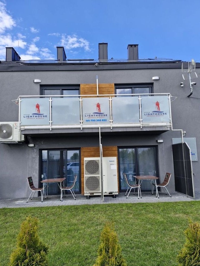 Pensjonat w Krynicy Morskiej z widokiem na Zalew