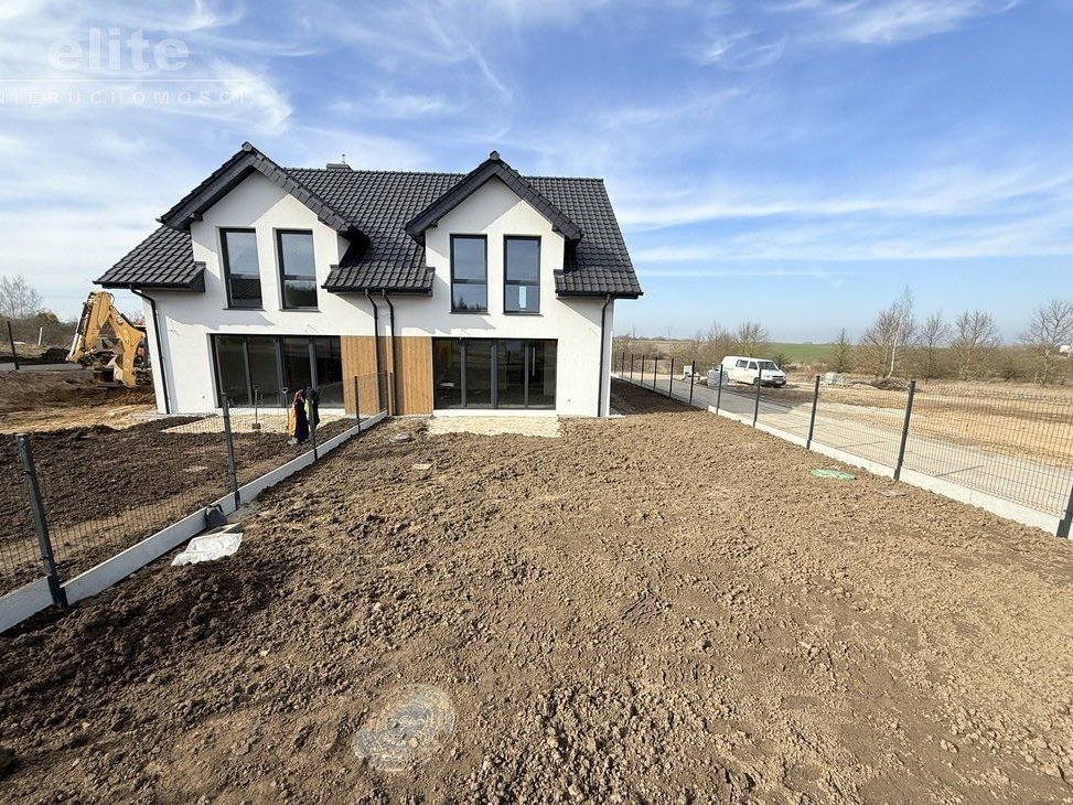 Siadło dolne gotowy bliźniak 5 pokoi i garaż