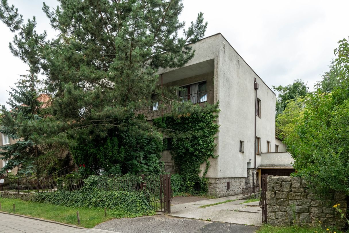 Dom mieszkalno-usługowy z potencjałem inwestycyjny