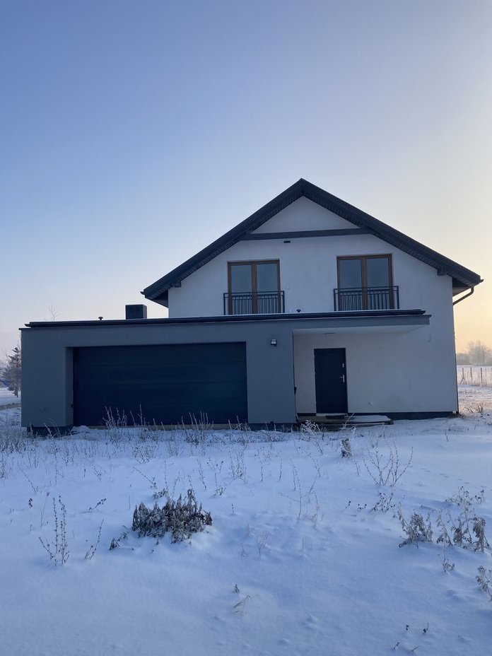 Bezpośrednio dom wolnostojący na dużej działce