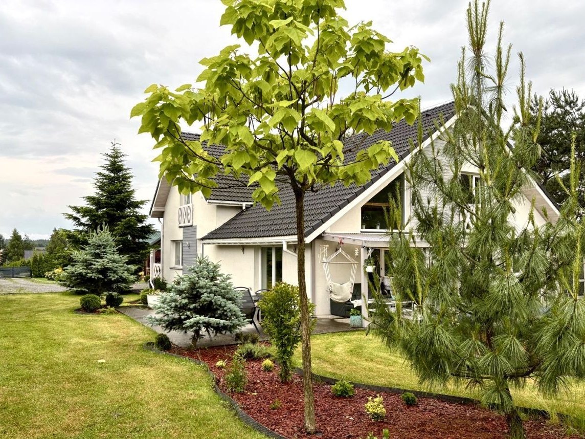 Dwa domy na dużej działce w Kaczycach