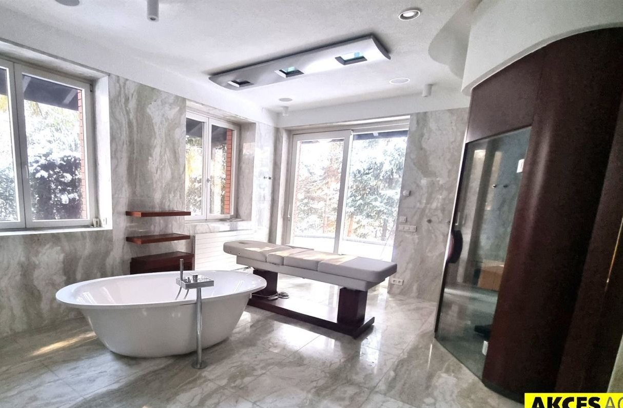 Luksusowy dom, intymnie położony, Żabiczki -Las