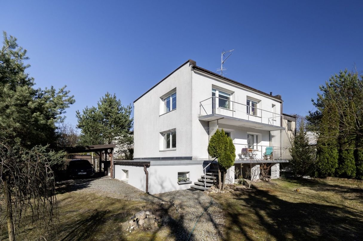 Dwurodzinny dom w sąsiedztwie Lasu Łagiewnickiego