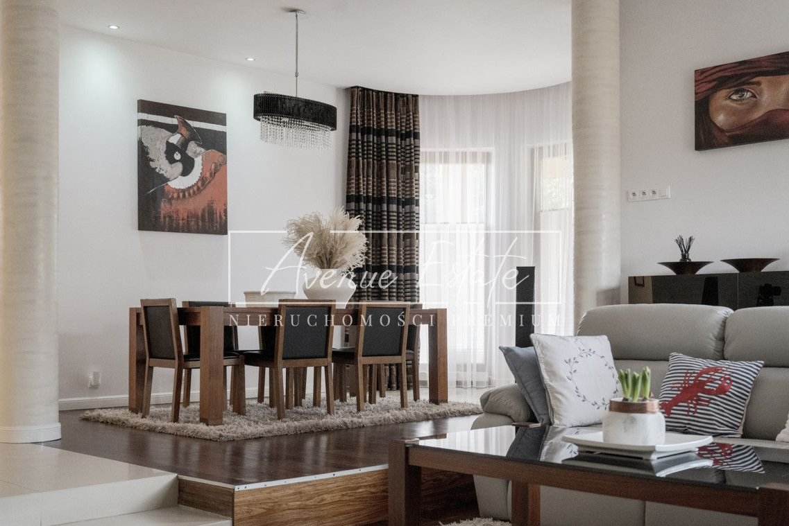 Piękna Działka/Jakościowy Dom/Wyborna Lokalizacja