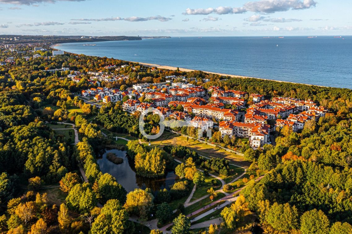 Nadmorski apartament z widokiem na park