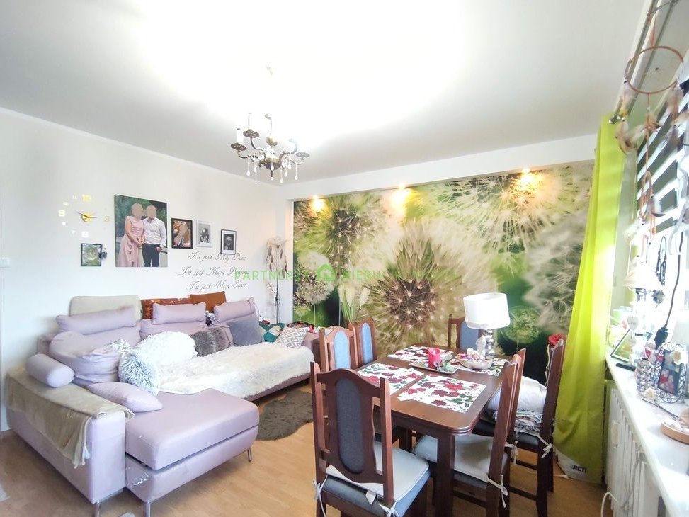 Dwupokojowe mieszkanie w Policach – Wyszyńskiego