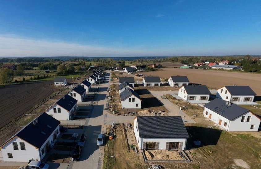 80 m2 z ogrodem i kanalizacją, Super okolica